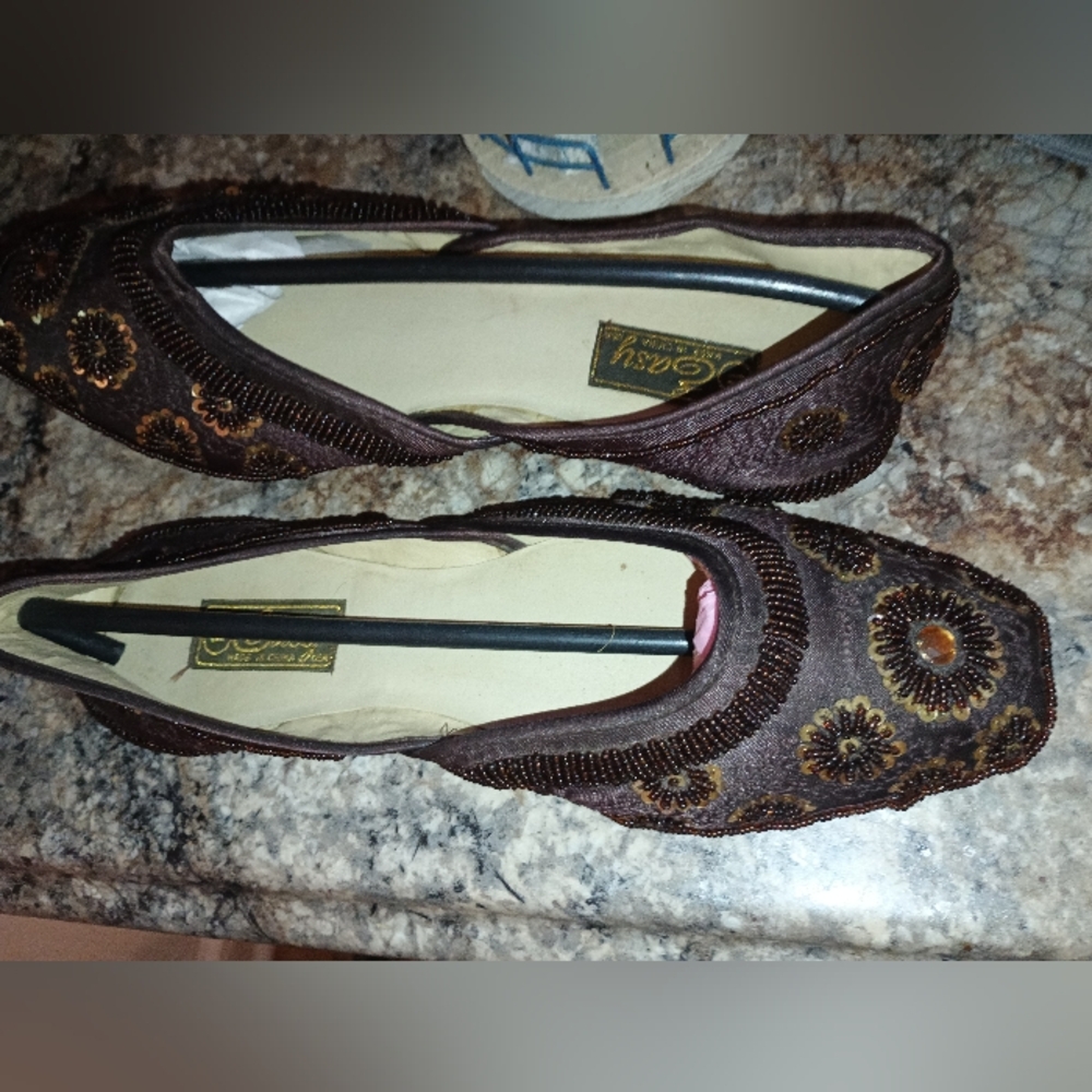Elegant Brown Floral Sequin Flats - Picture 11 of 13